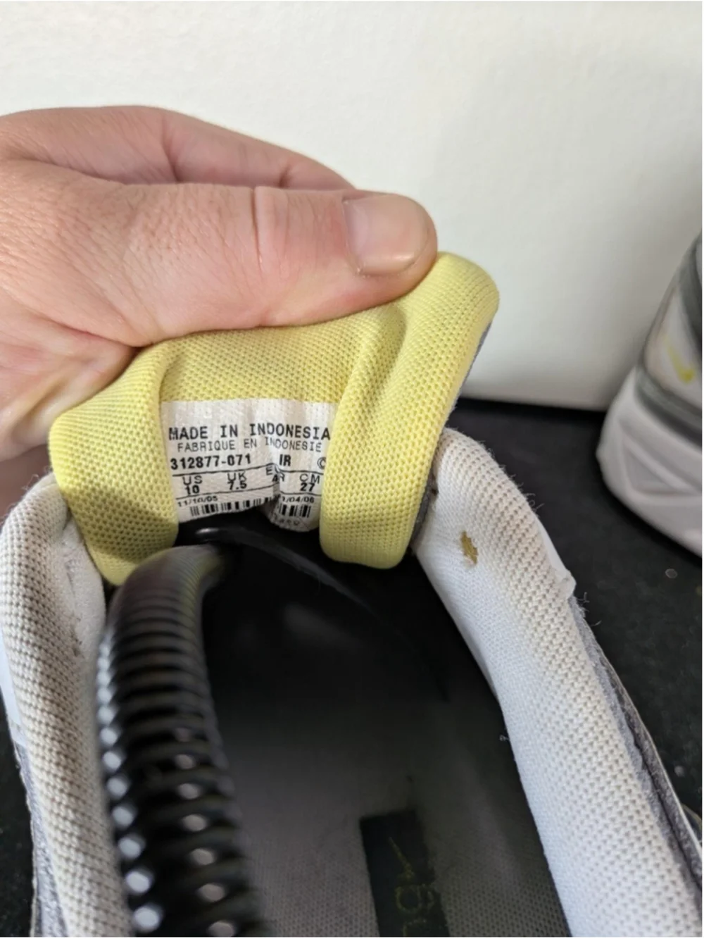 Nike Air Insight Shoes Womens Size 10 Gray Yellow Running Sneakers 312877-071